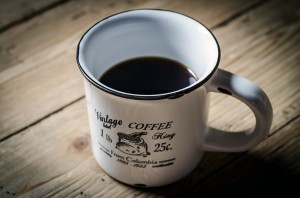 článek o pití kávy v práci a v severských zemích 