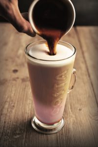 STRAWBERRY LATTE