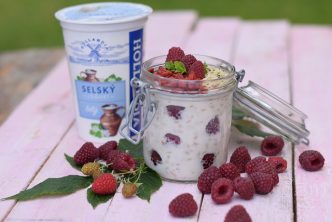 Zdravá snídaně: jogurt se semínky